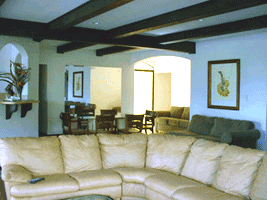 Los Suenos Casa Dome living room